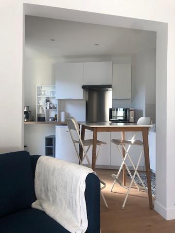 Rond Point Studio Cosy Et Central Avec Balcon Saint-Etienne  Exterior photo